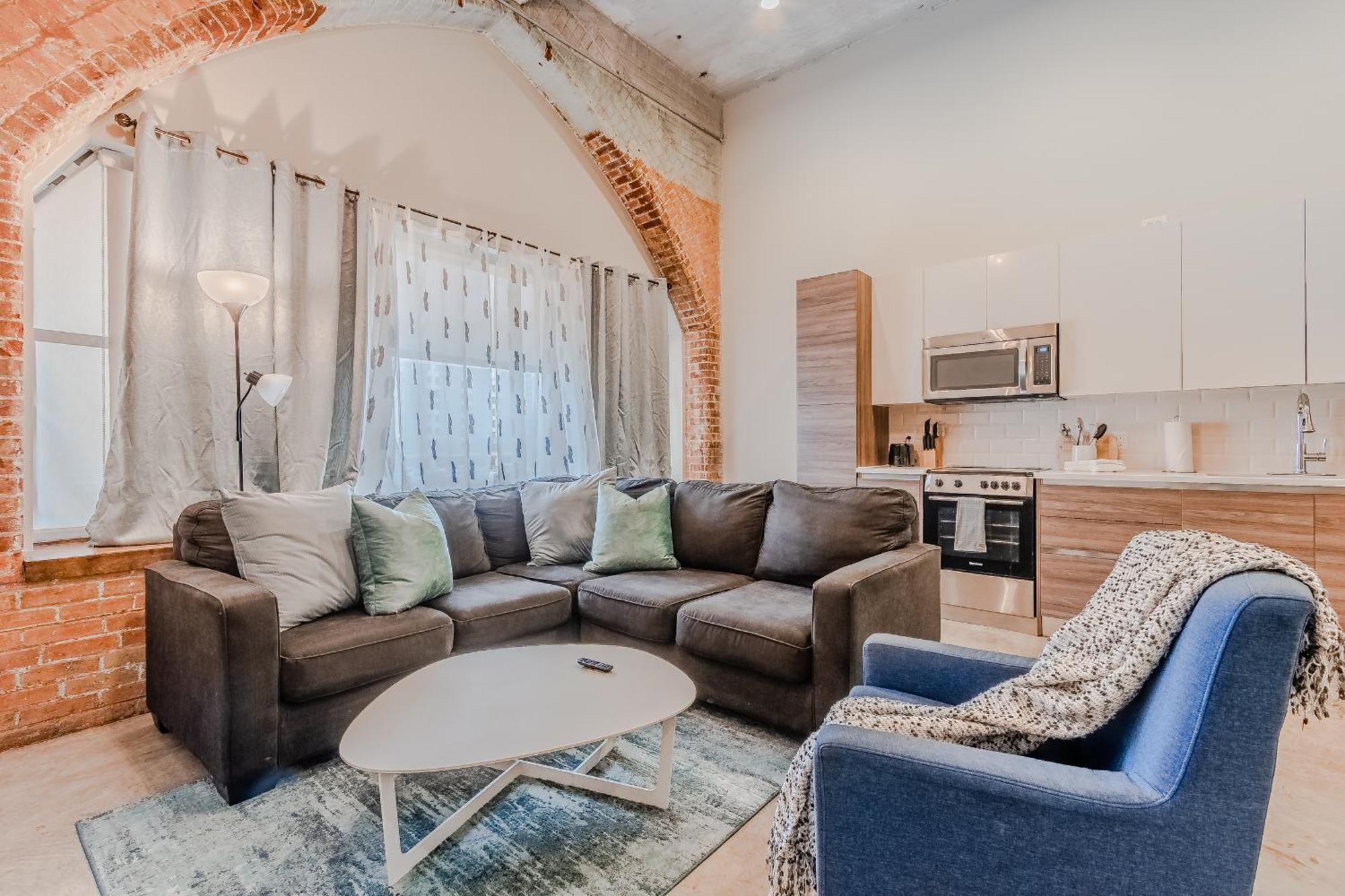 Ga Living Suites- Downtown Dallas Corporate Suites Eksteriør bilde